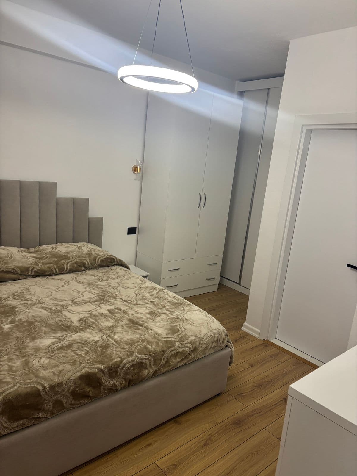 Jepet me Qira Apartament 2+1+2 – 21 Dhjetori ! 4