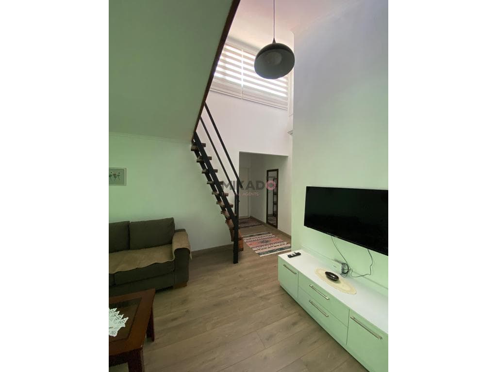 Jepet me Qira Apartament 1+1 tek Rruga e Durrësit ! 4