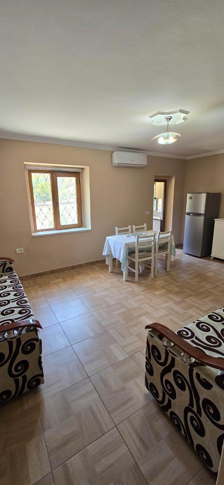 Shitet apartament 2+1+2+2 prane shkolles Jeronim De Rada! 3