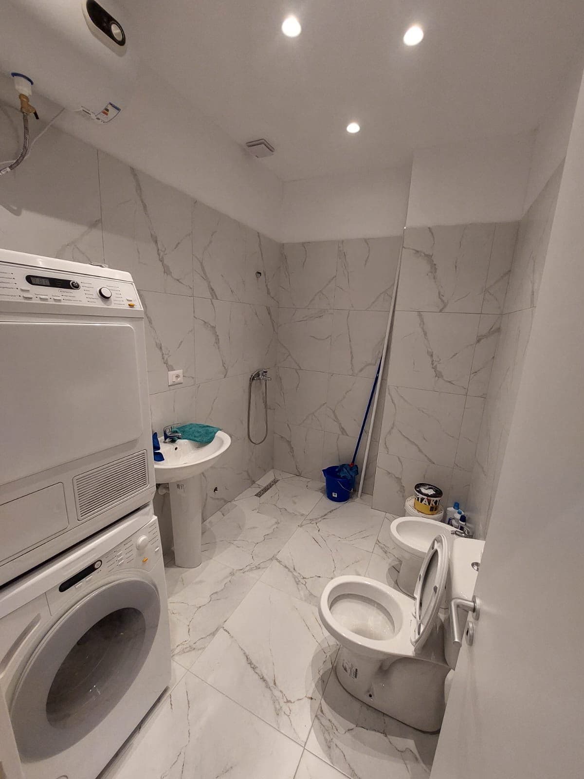 Apartament 1+1 me qira – Kodra e Diellit ! 4
