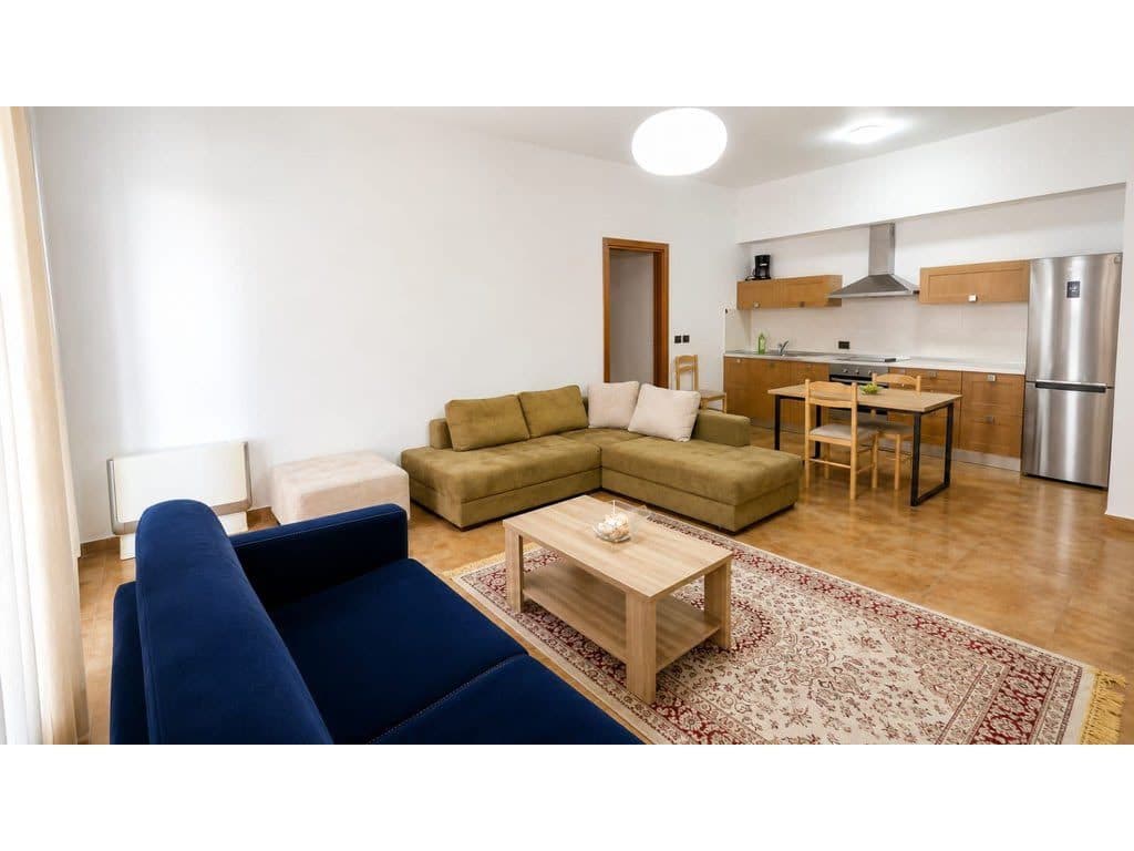Apartament 2+1+2 me qira – Prane Gardes se Republikes !