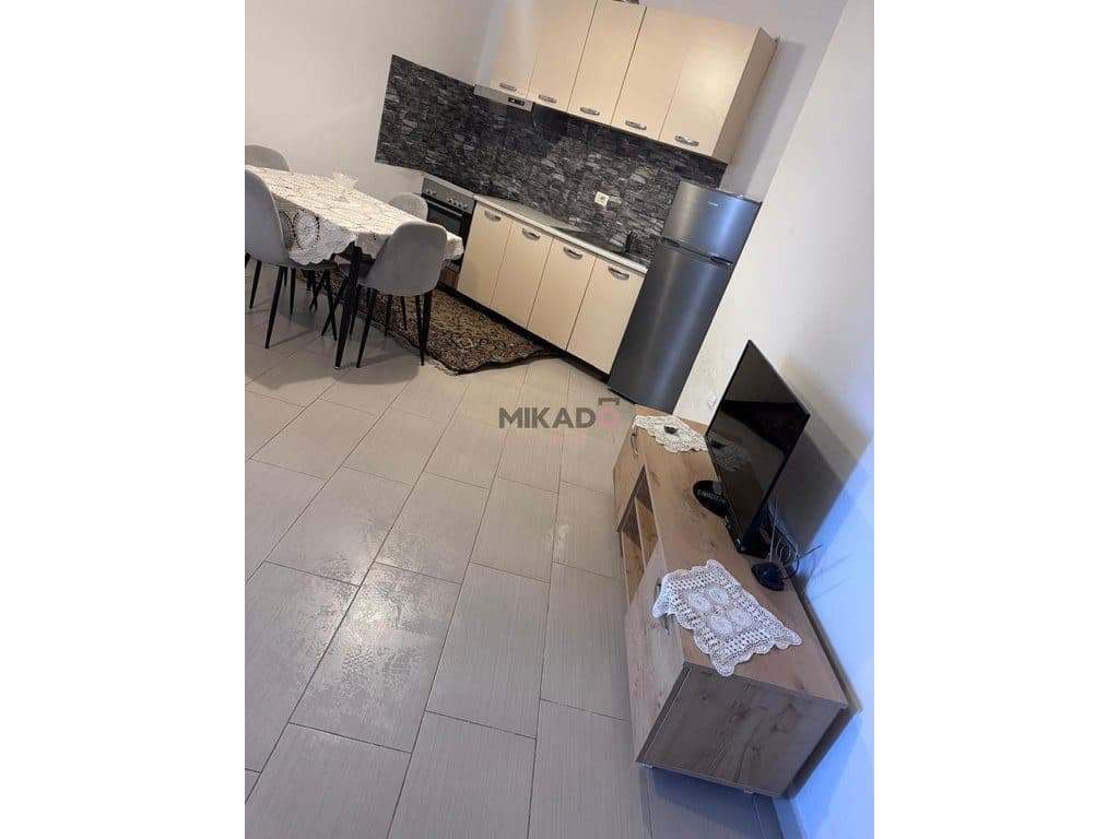 Apartament 1+1 me qira – Astir ! 3