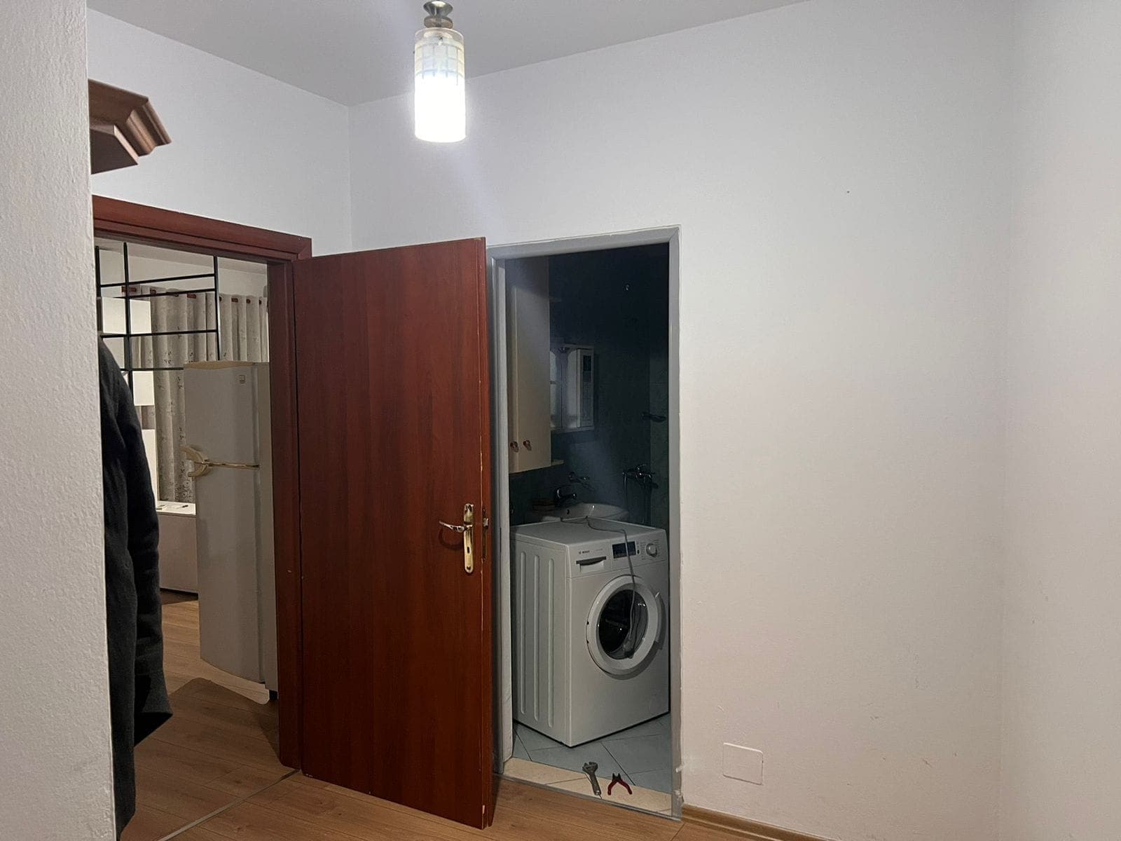 📌Apartament 1+1 me qira – Pallati me Shigjeta ! 4