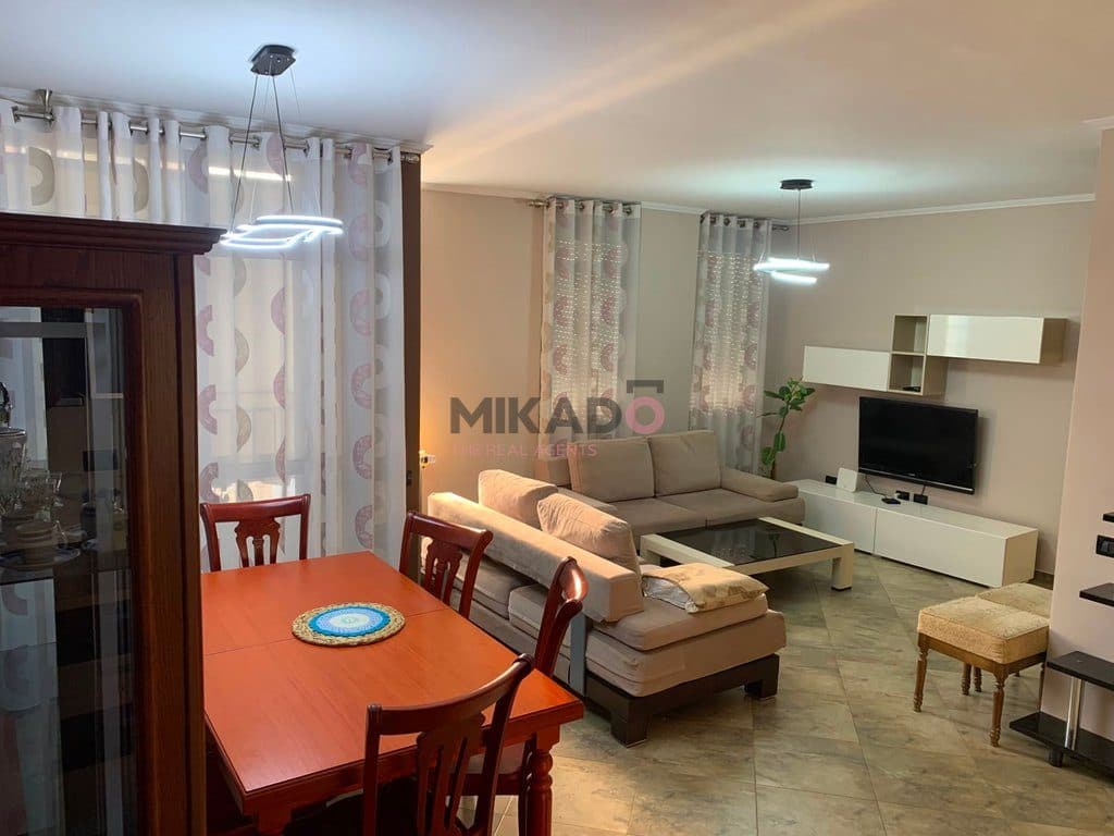 Shtëpi Private 2+1 me Qira Oborr & Parkim – Fusha e Ali Demit !