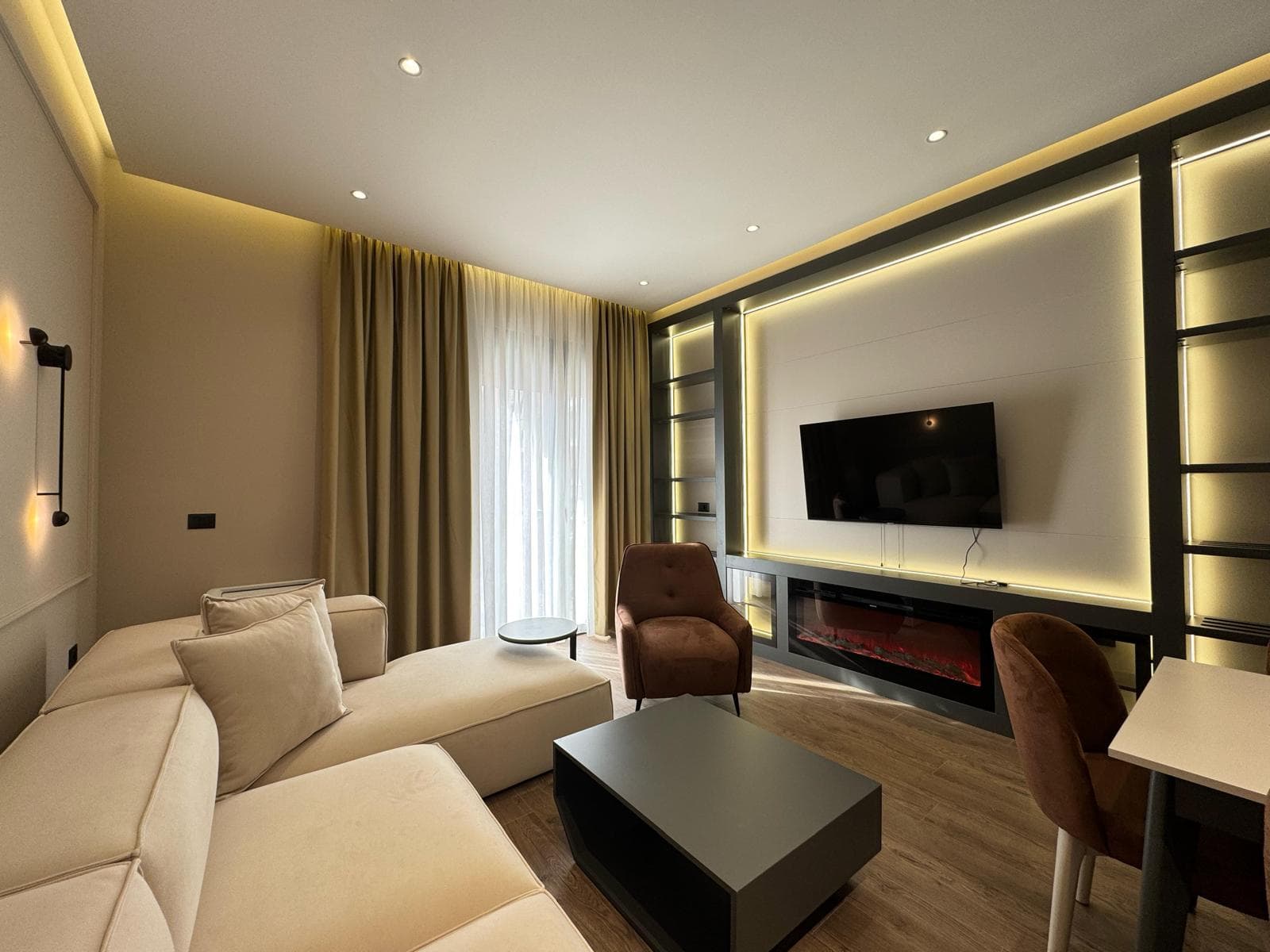 Apartament 1+1 me Qira - Kompleksi Delijorgji! 2
