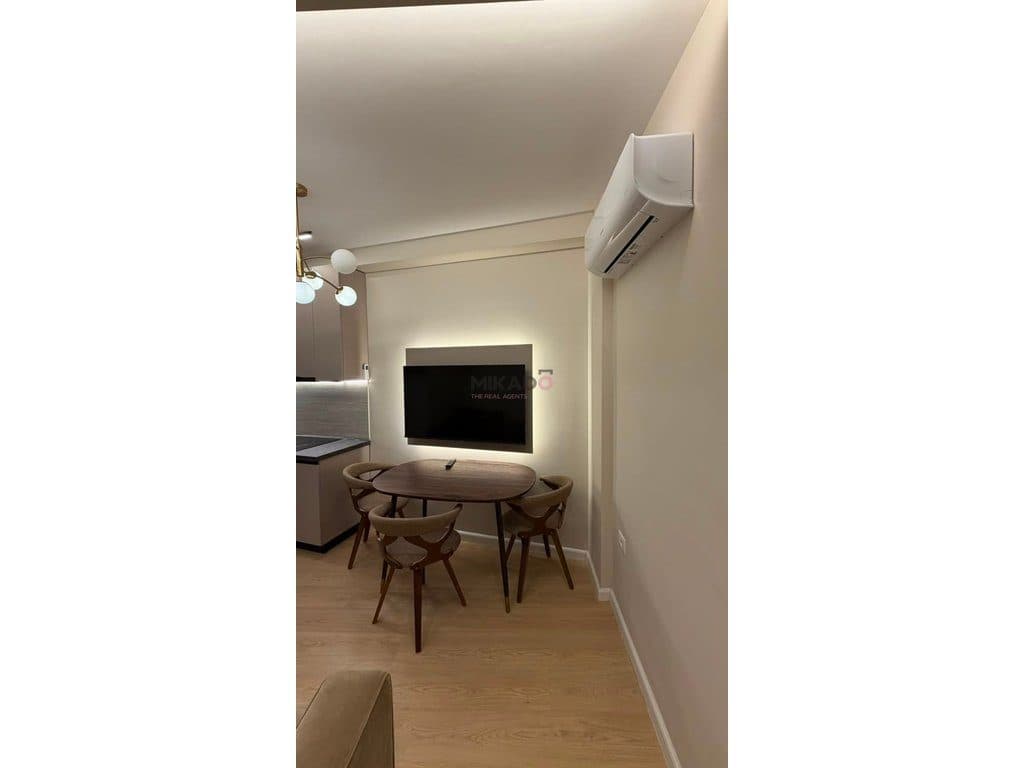 Apartament 1+1 me qira – Materniteti i Ri ! 4