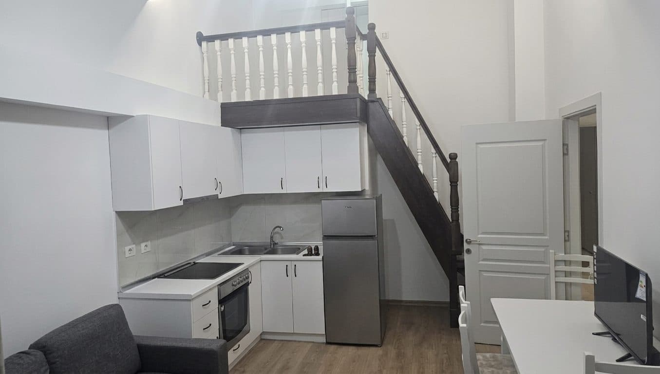 Duplex 1+1 me qira – Golden Park, Përballë Amerikan 3 ! 2