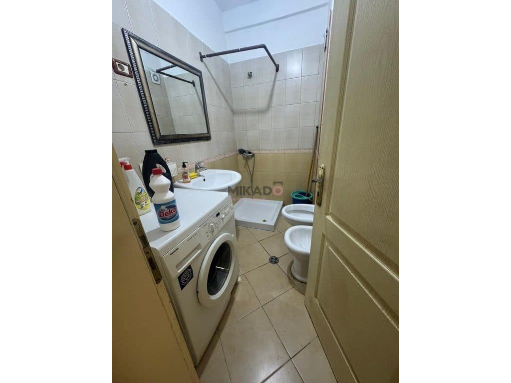 Apartament 1+1 me qira – Astir, Unaza e Re ! 4