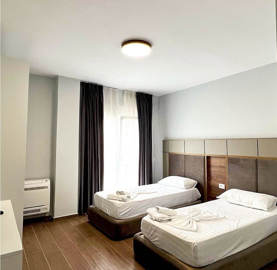 Shitet Apartament 2+1 ne Qerret! 2