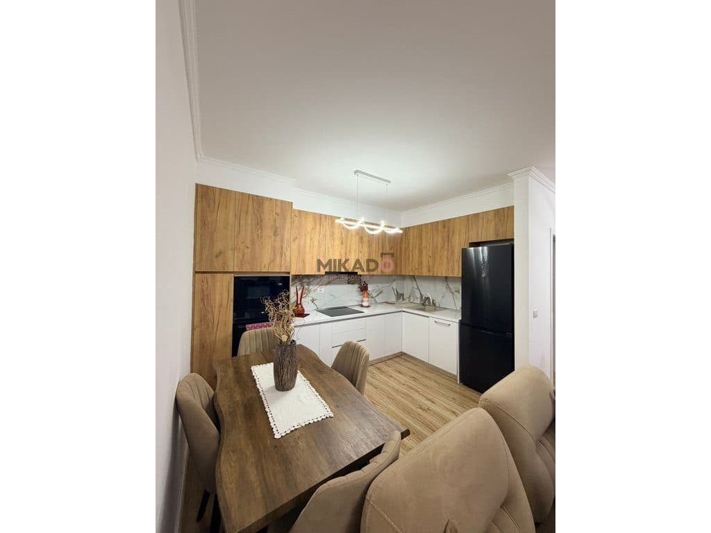 Jepet Apartament me Qira 1+1 në Yzberisht ! 2