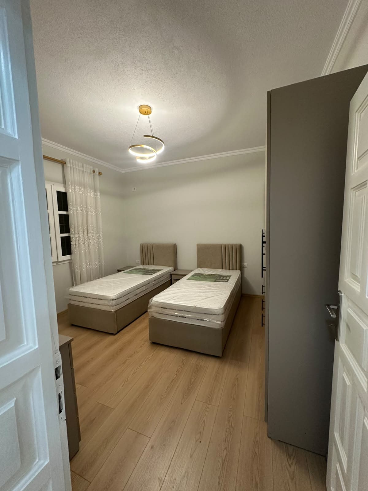 Apartament 1+1 me qira – Vetem 200m nga universiteti i UET !