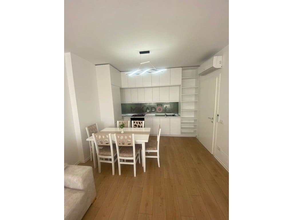 Jepet me Qira Apartament 1+1 – Rruga 5 Maji ! 3