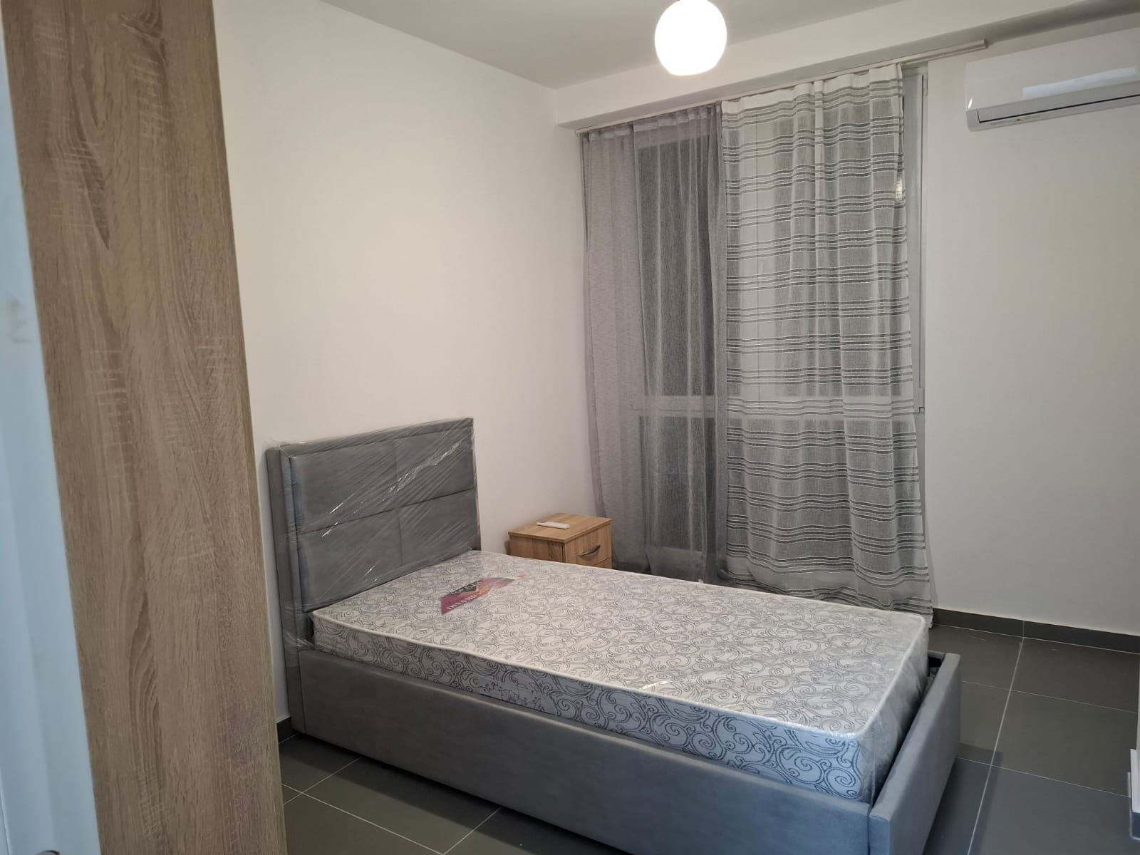 Apartament 3+1 me qira – Rruga 5 Maji ! 4