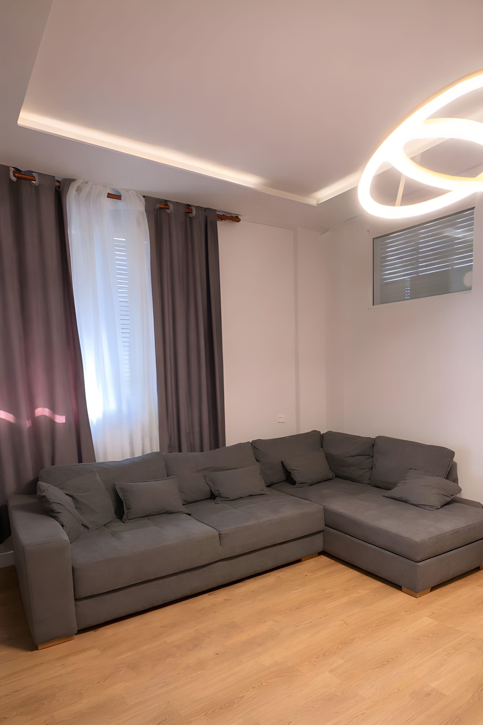 Apartament 1+1 me qira – Liqeni i Thatë (Pa Malore) !