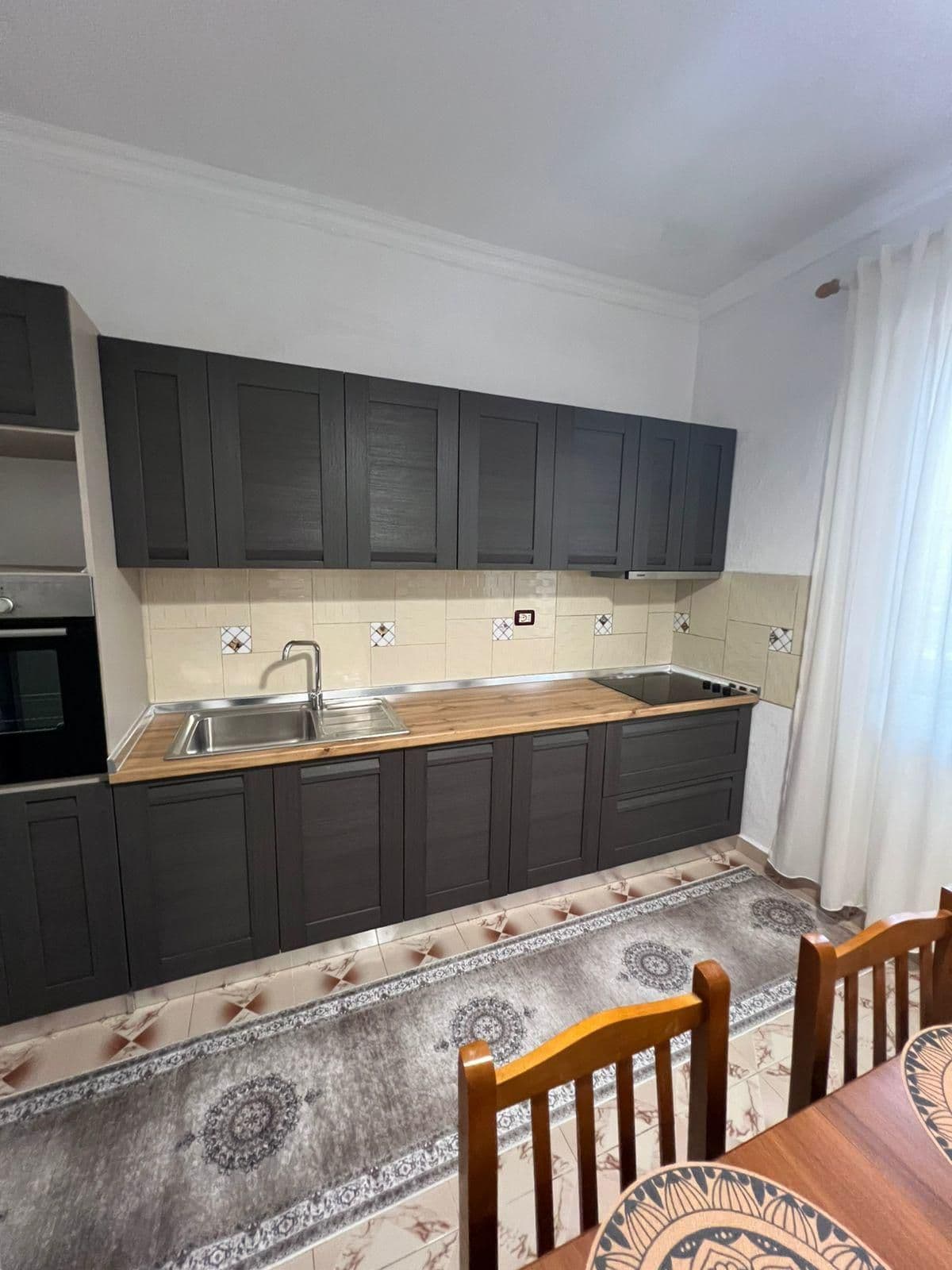 Apartament 1+1 me qira – Rruga 5 Maji ! 3