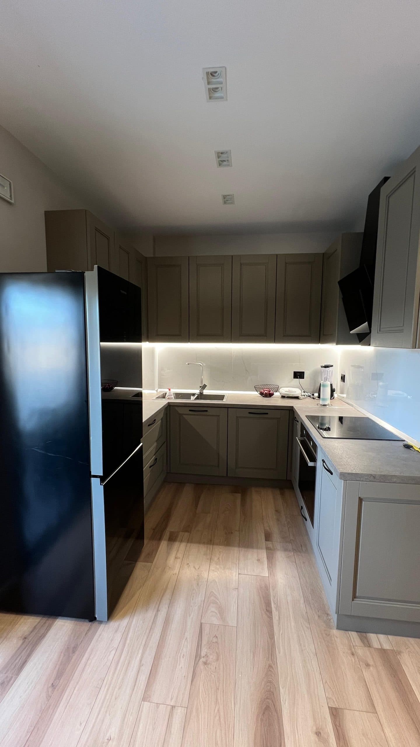 Shitet Apartament 1+1 tek Residenca Sofia, TEG! 2