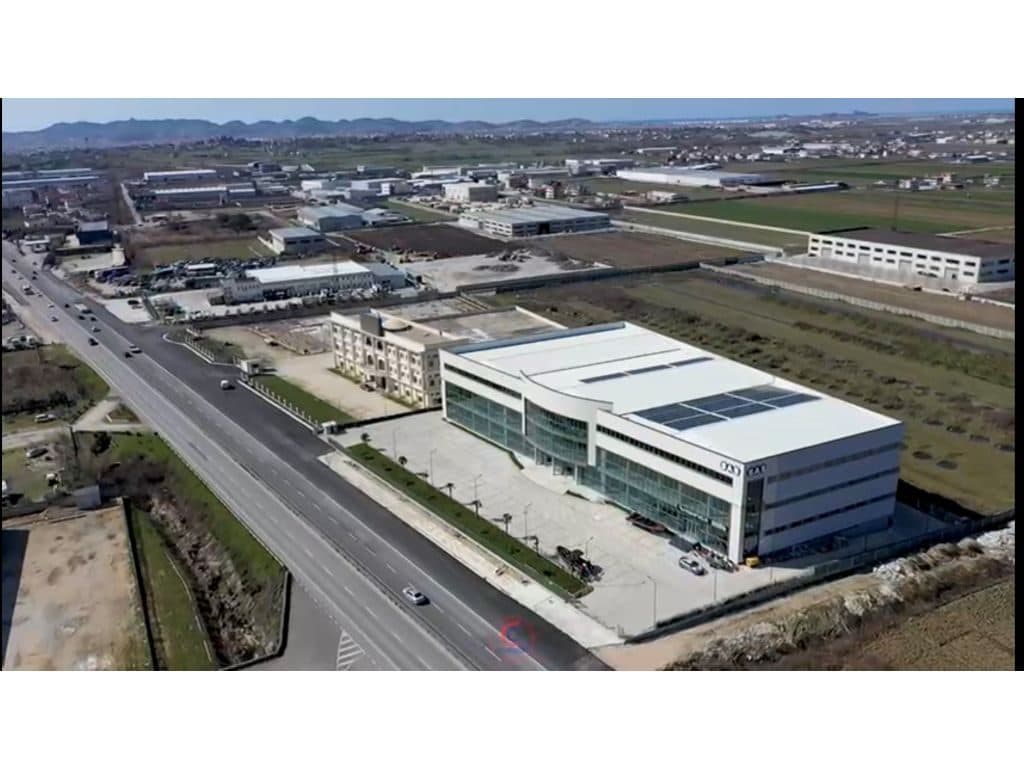 Shitet Ambjent Industrial Super Luksoz ne Durres, Xhafzotaj!!! 3