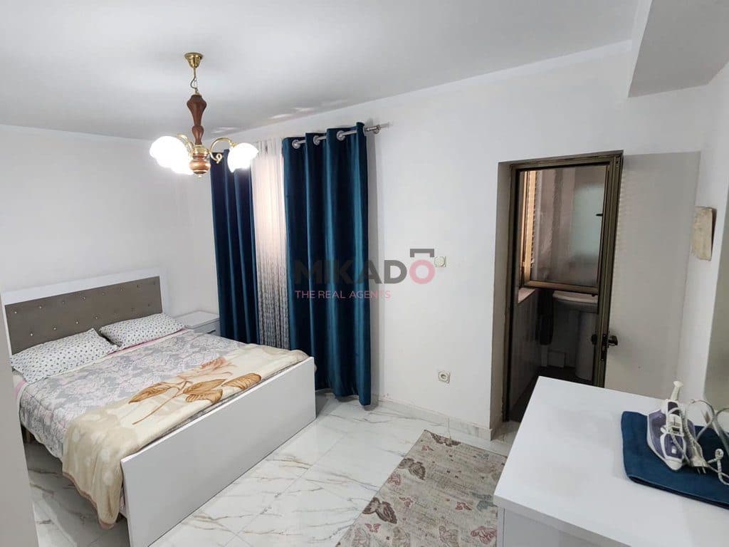 Apartament 2+1+2 me qira – Rruga Fortuzi - 5 minuta larg qendrës së Tiranës ! 4