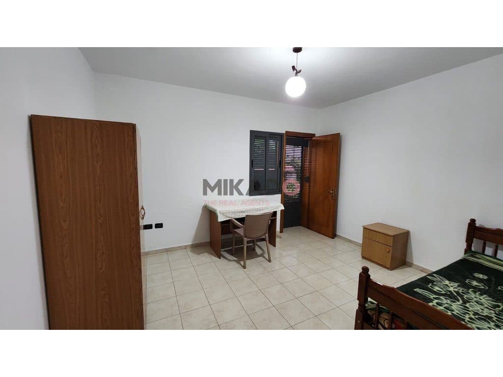 Apartament 4+1 me qira – tek Vilat Amerikane ! 4