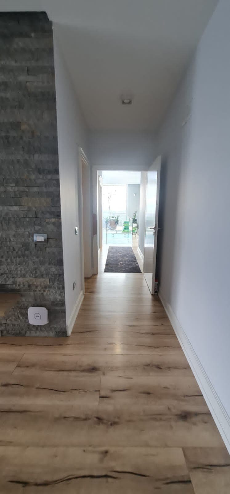 SHITET SUPER DUPLEX NE LINZE! 4