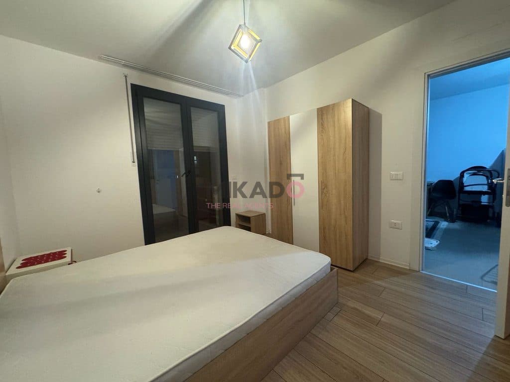 Shitet Apartament 1+1 - Kompleksi Zirkon, Rruga Kongresi i Manastirit! 4
