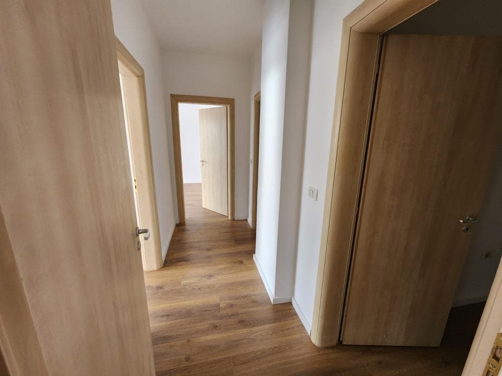 JEPET ME QIRA APARTAMENT PER ZYRA TEK KOMUNA E PARISIT! 4