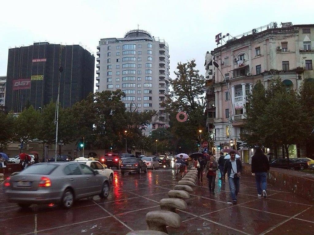 Shitet Njësi Biznesi në Bllok!