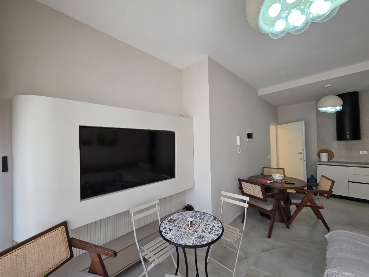 Shitet Apartament 1+1 ne Santorini Residence, Drymades Dhermi 4