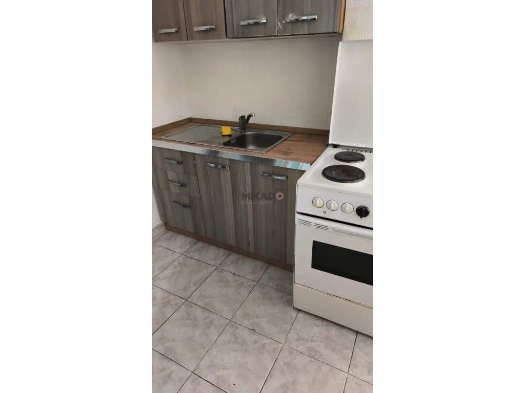 Apartament 1+1 me qira – përballë Delijorgjit ! 3