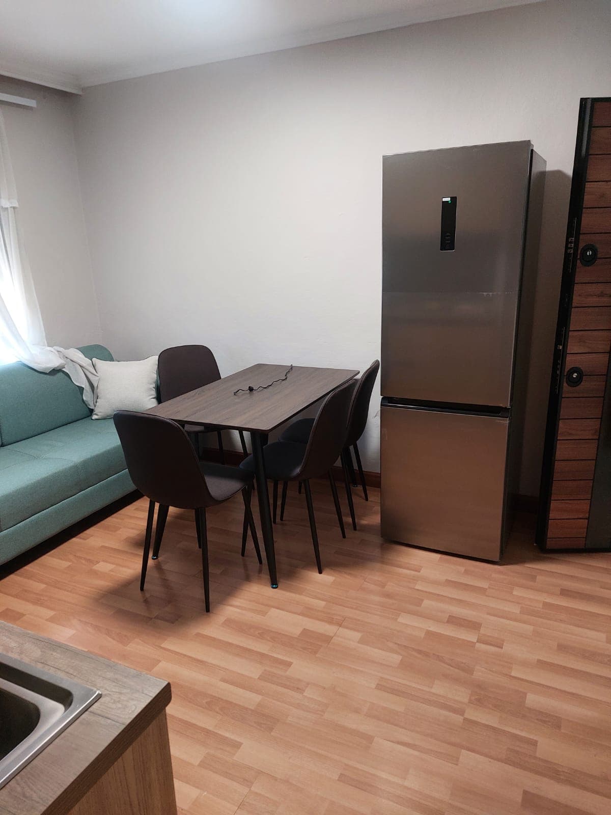 Apartament 1+1 me qira – Shkolla e Baletit ! 2