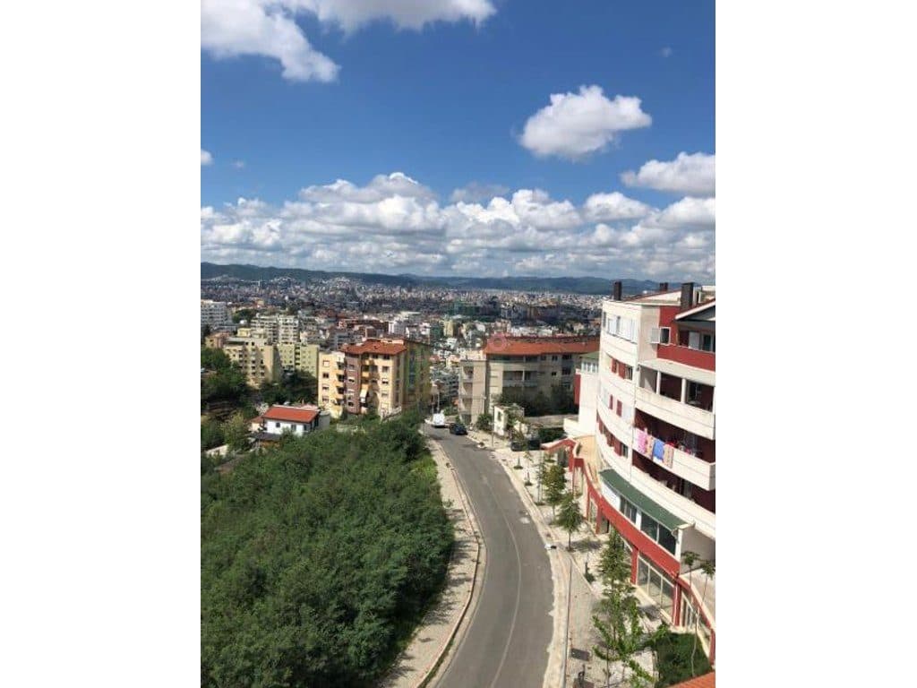 SHITET APARTAMENT 2+1 – LINZË, FRESK !