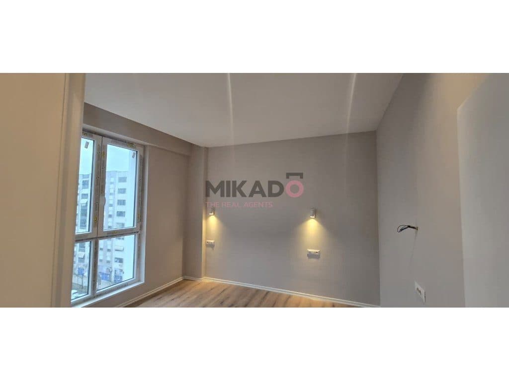 🏢 Jepet me Qira Apartament 1+1 për Zyra – Komuna e Parisit ! 3