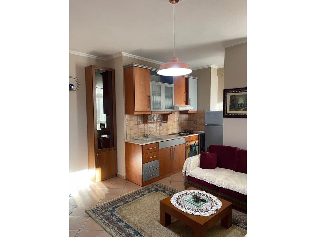 Apartament 1+1 me qira – Bllok, Sheshi Willson ! 2