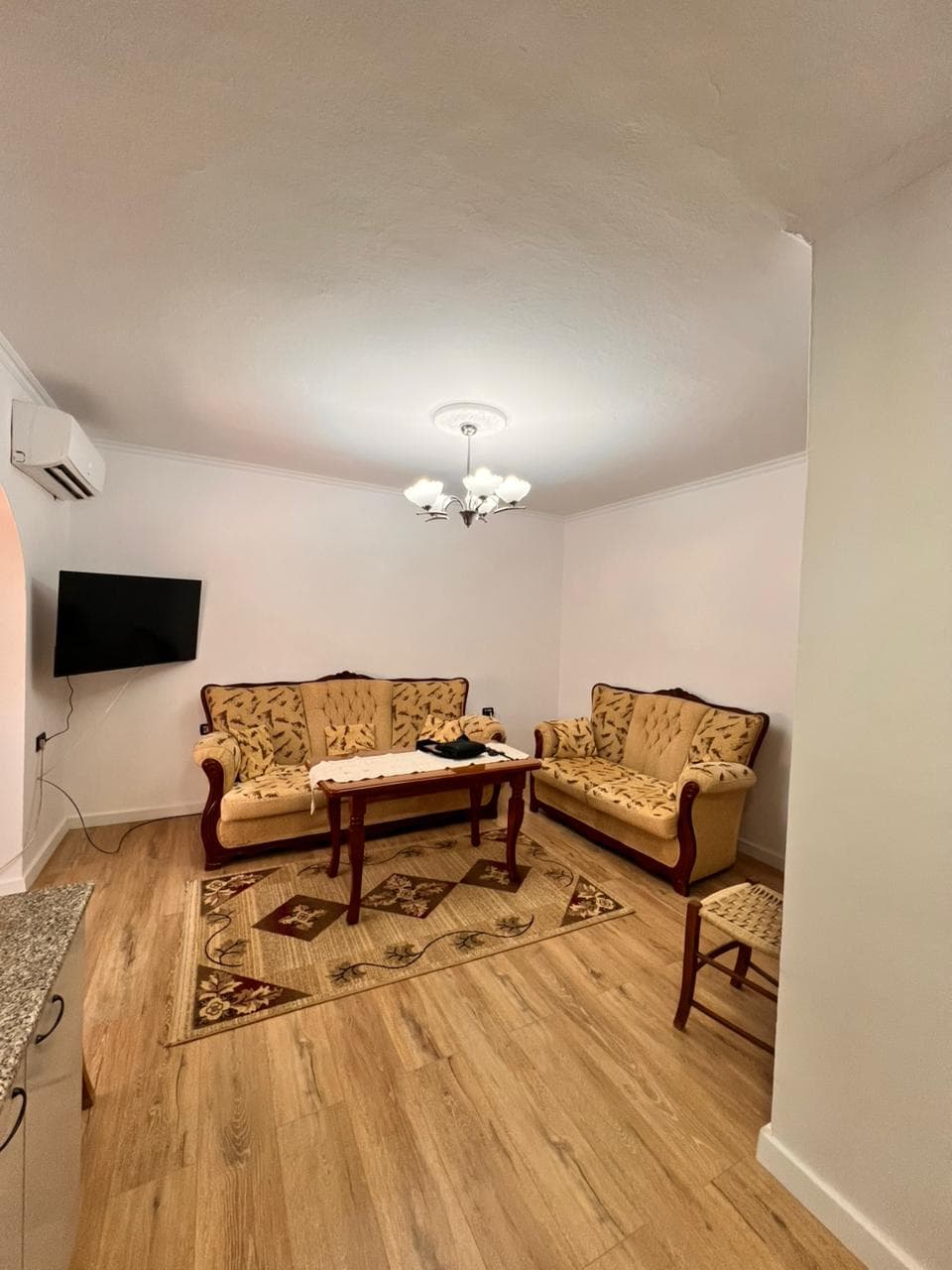 Apartament 1+1 me qira – Tek QSUT - ja !