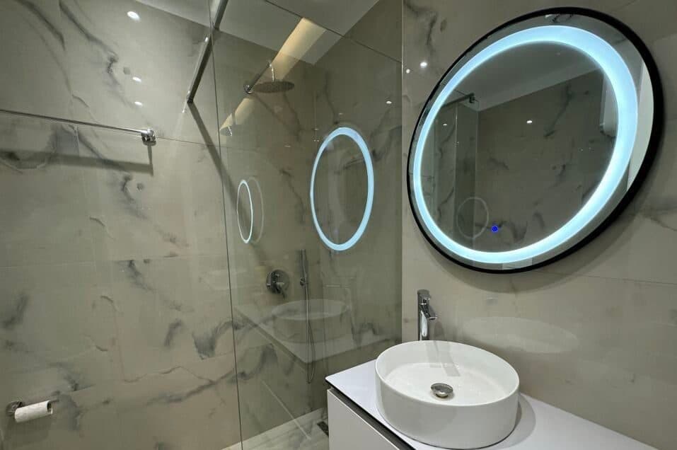 Jepet me Qira Apartament 2+1 – Tek Kopshti Botanik ! 4