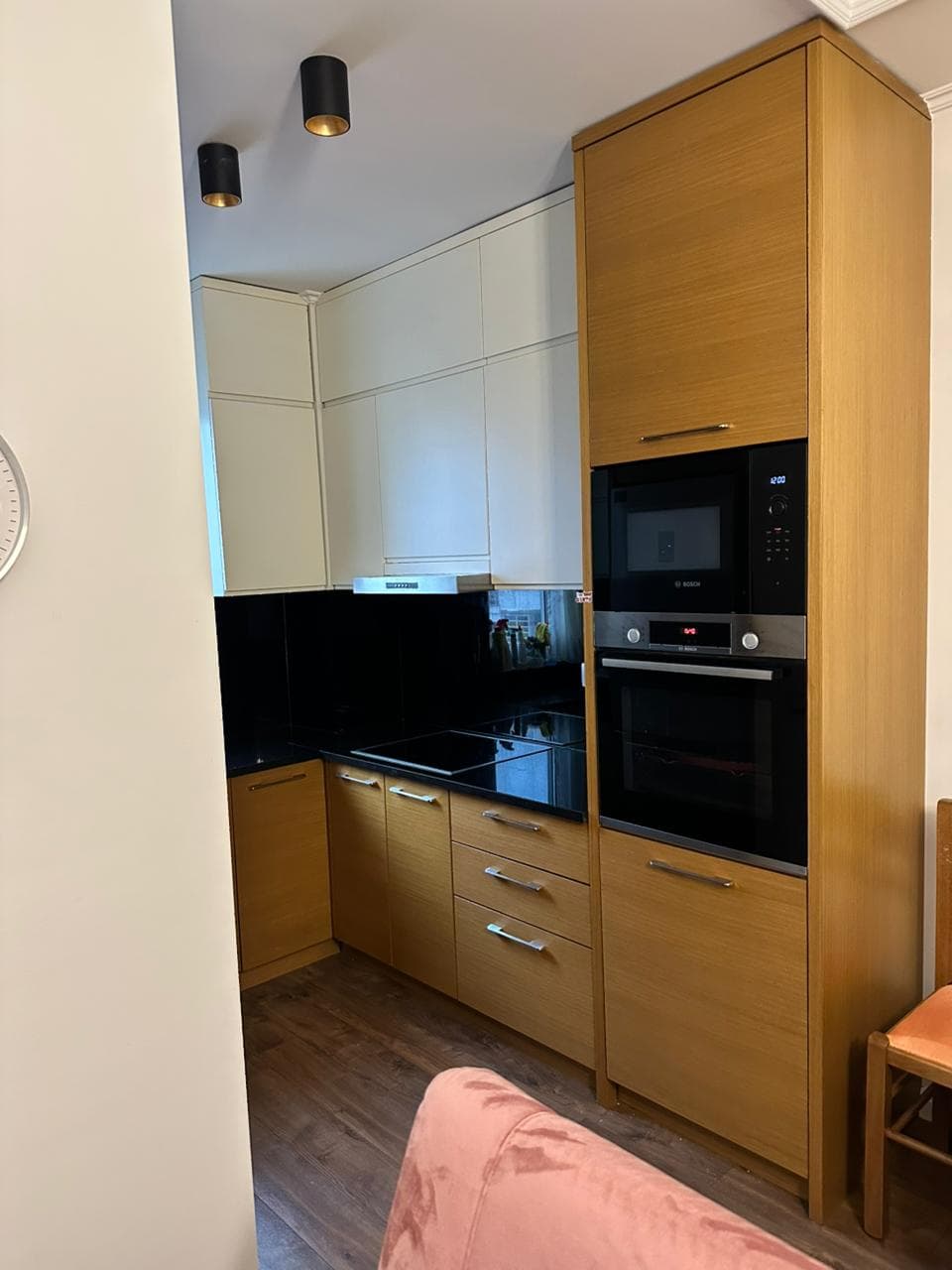 Jepet me Qira Apartament 1+1 në Fresk ! 4