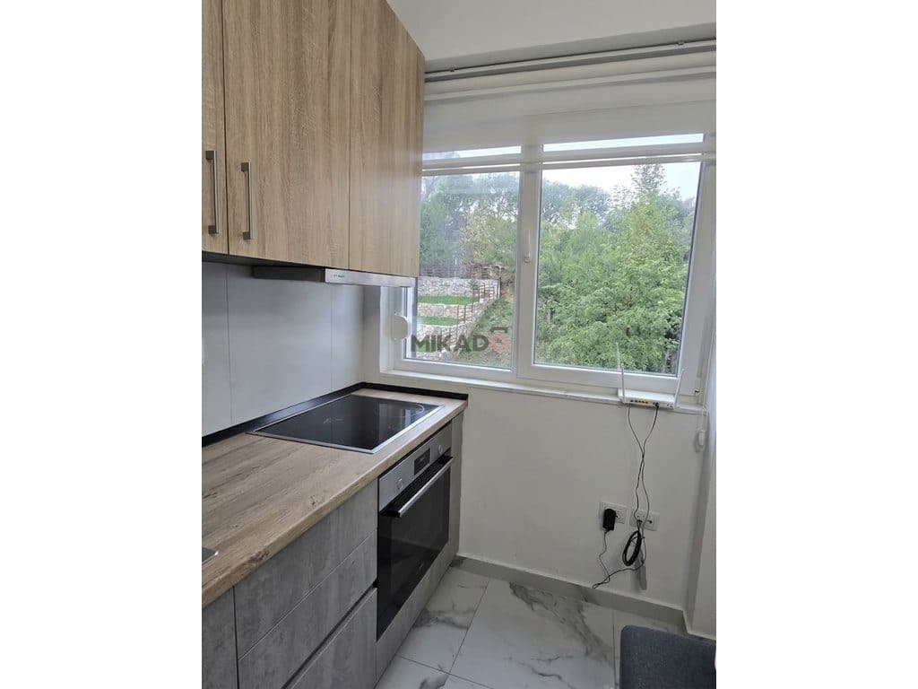 Apartament 2+1 + Ballkon me Qira – Liqeni i Thatë ! 3