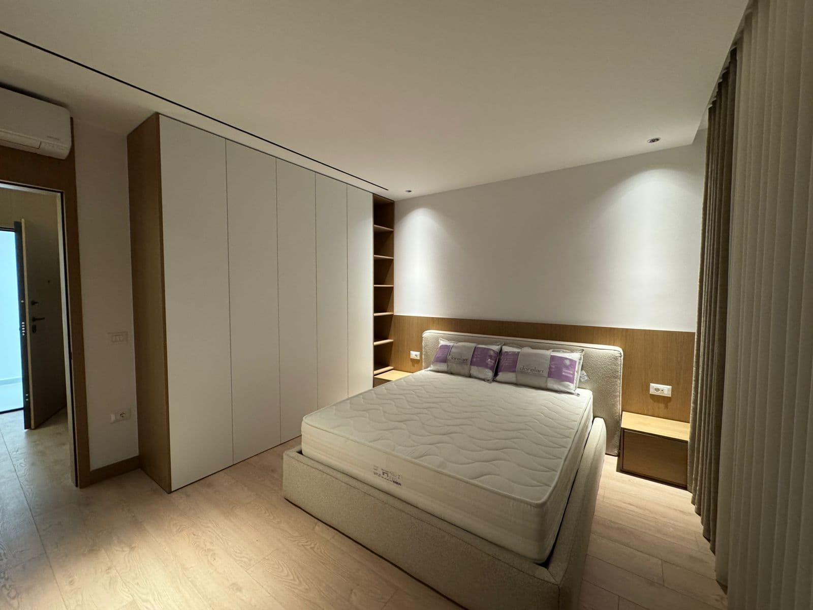 Apartament luksoz 1+1 me qira – Kryqëzimi i Komunës së Parisit ! 3