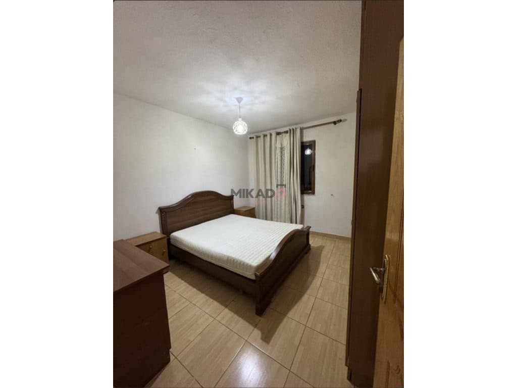 Jepet me qira apartament 2+1 ne Xhamllik - afer Venue Club! 4