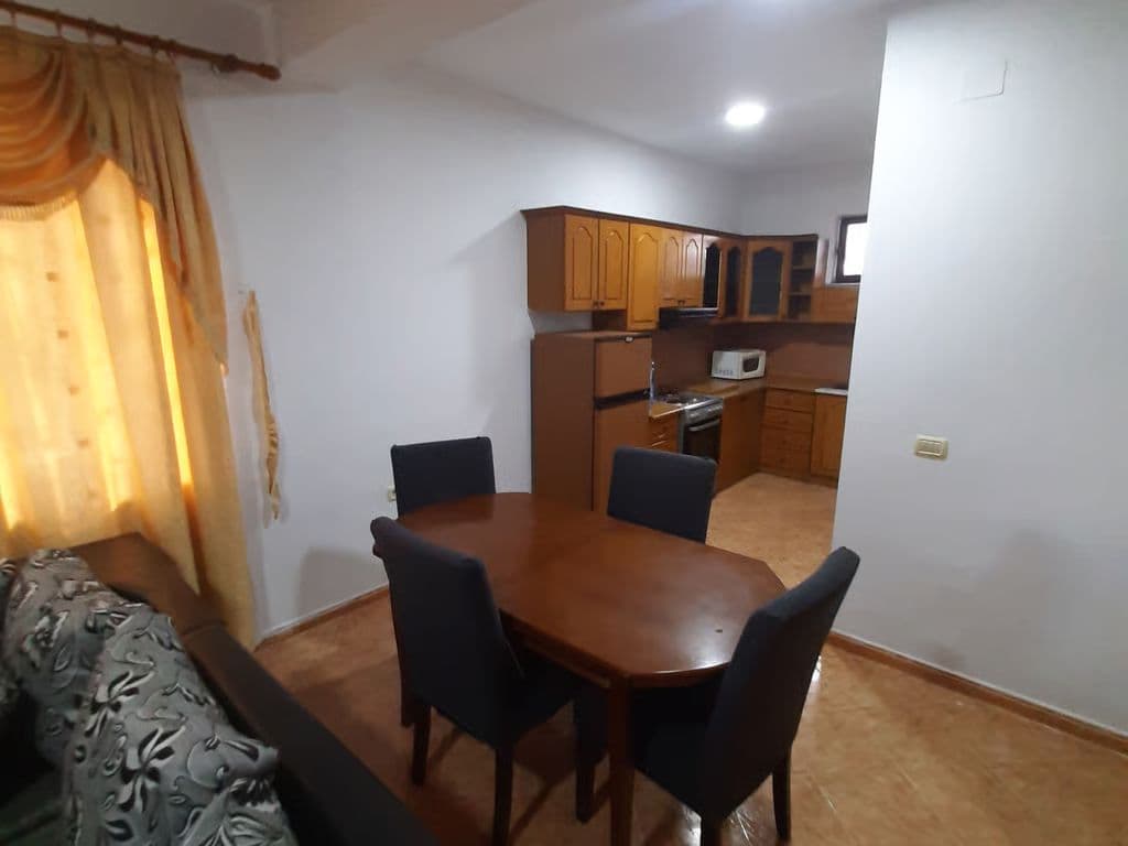 Apartament 1+1 me qira – Rruga 5 Maji !