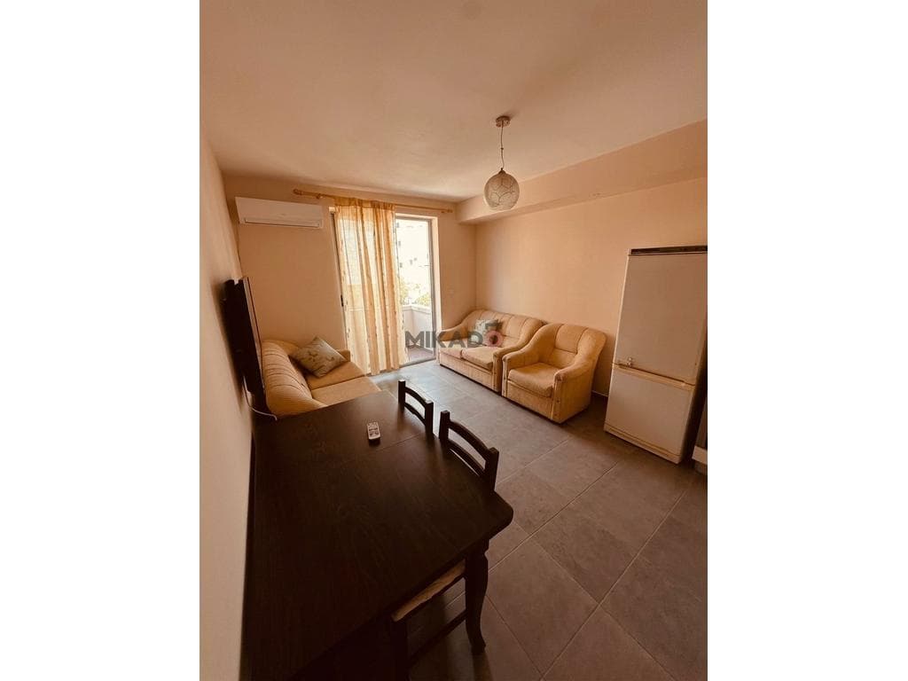 Apartament 1+1 me qira – Shkolla e Bashkuar ! 3