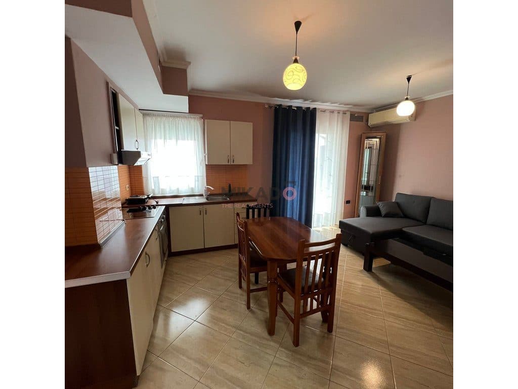 Apartament 1+1 me qira – Rruga e Dibrës, pranë Fakultetit të Mjekësisë ! 3