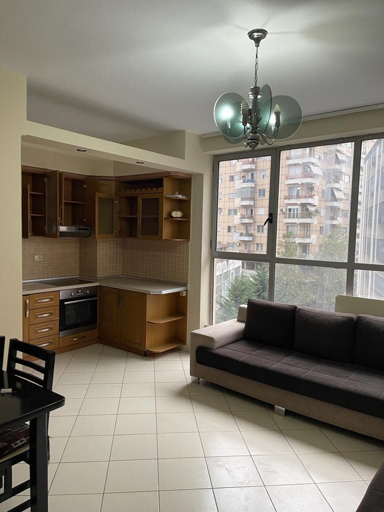 Apartament 2+1+2 + Ballkon me qira – Rruga Teodor Keko, Astir ! 2