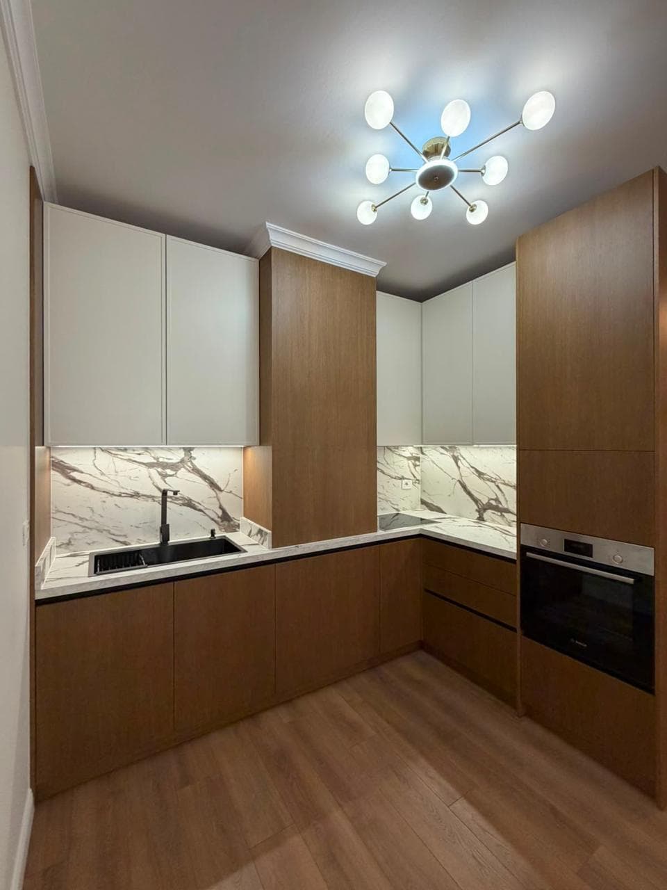 Apartament 2+1 me qira - Kompleksi Delijorgji! 2