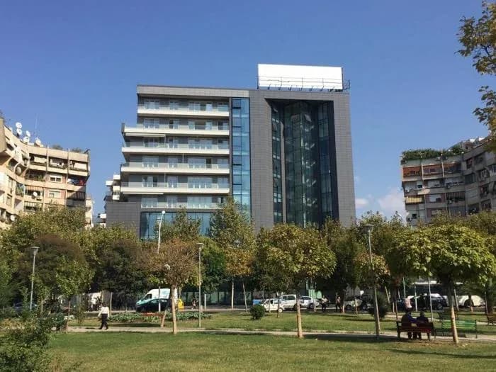Ambient me Qira - Turdiu Center!