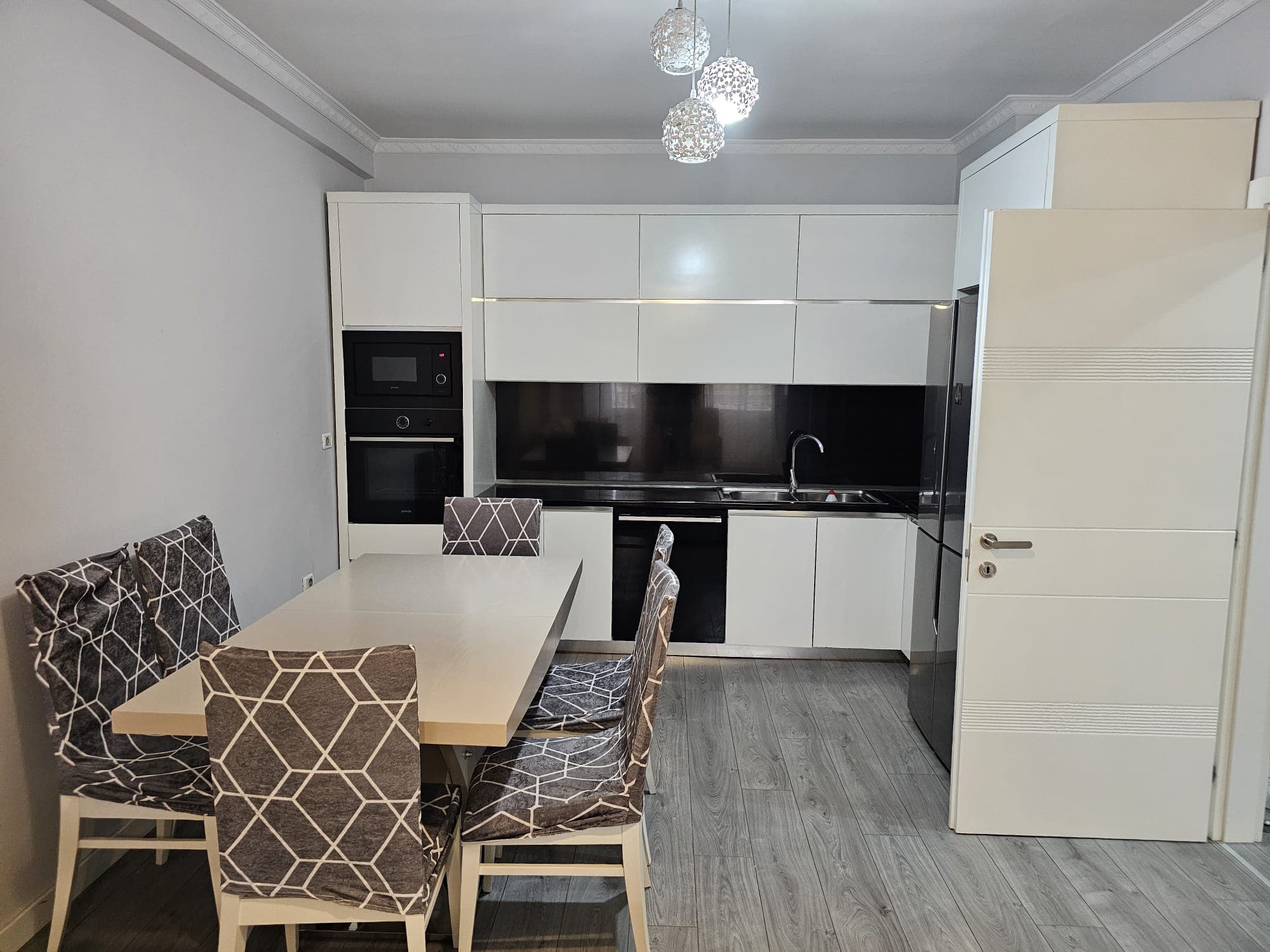 Jepet me Qira Apartament 2+1+2 – Bulevardi Migjeni, Astir ! 3
