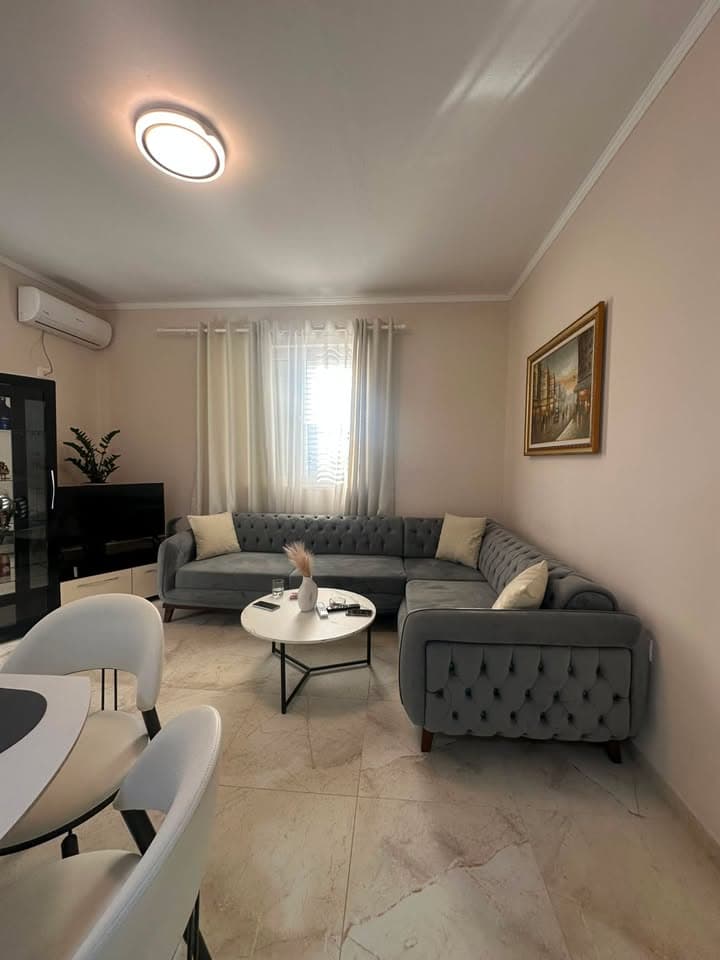 Apartament 1+1 me qira – Spitali Amerikan 2 ! 2
