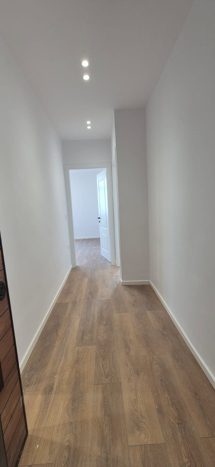 Shitet Apartament 2+1 - Selite, Rruga Fadil Bodinaku! 2
