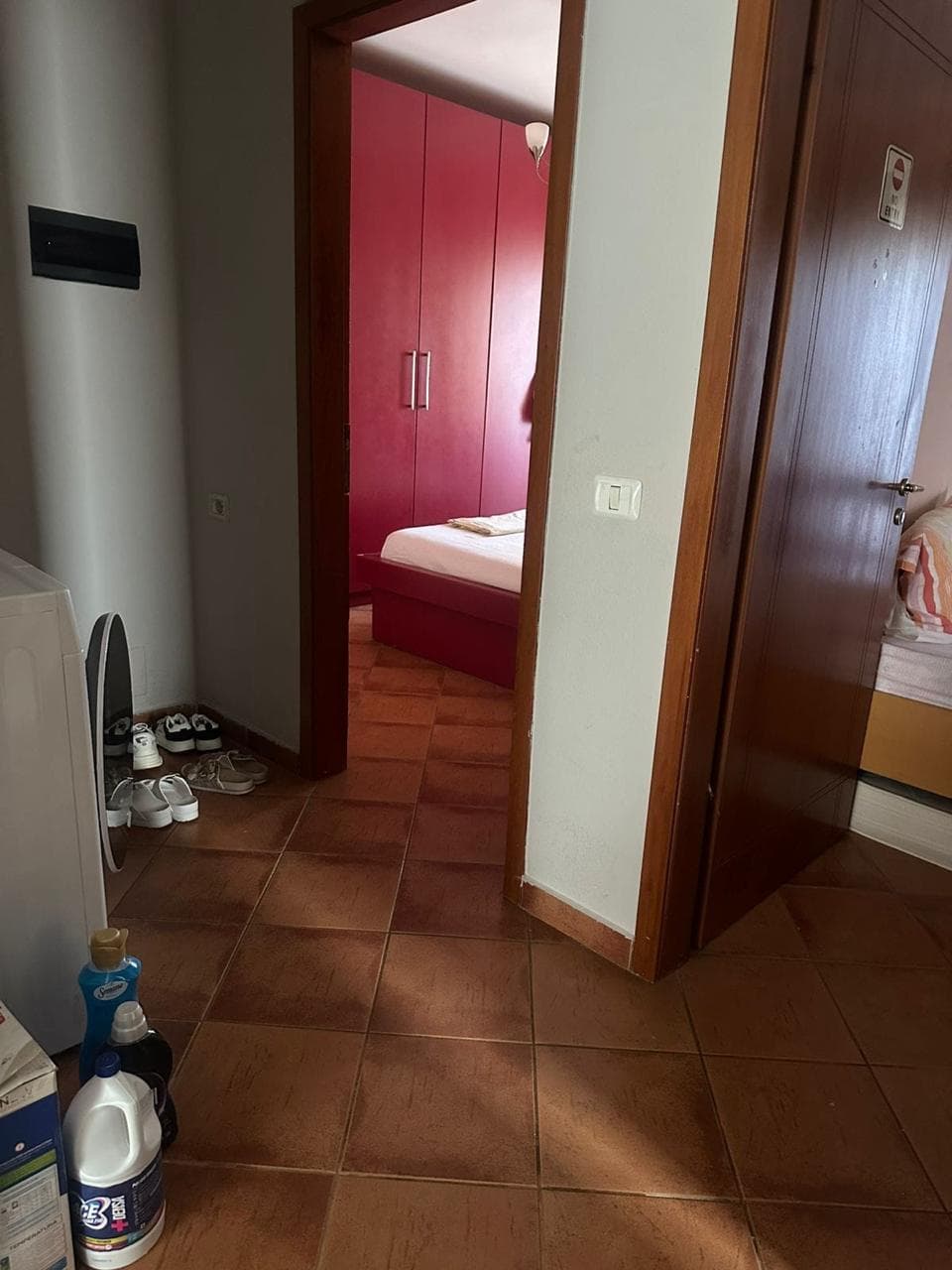 Apartament 2+1 per shitje tek Materniteti i Ri 2