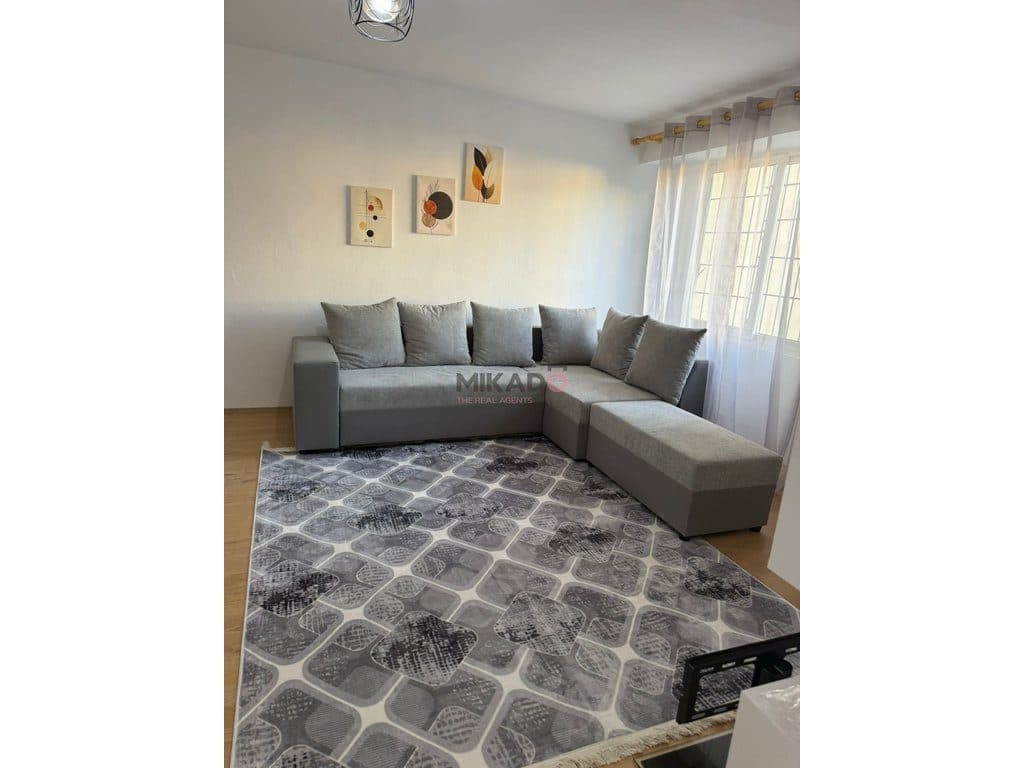 Apartament 1+1 me qira – Rruga Bardhyl !